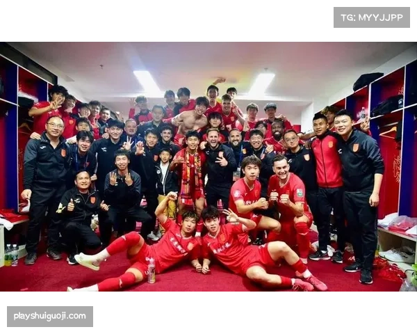 铜梁龙5后卫双后腰体系 刘建业务实战术铸就防守奇迹